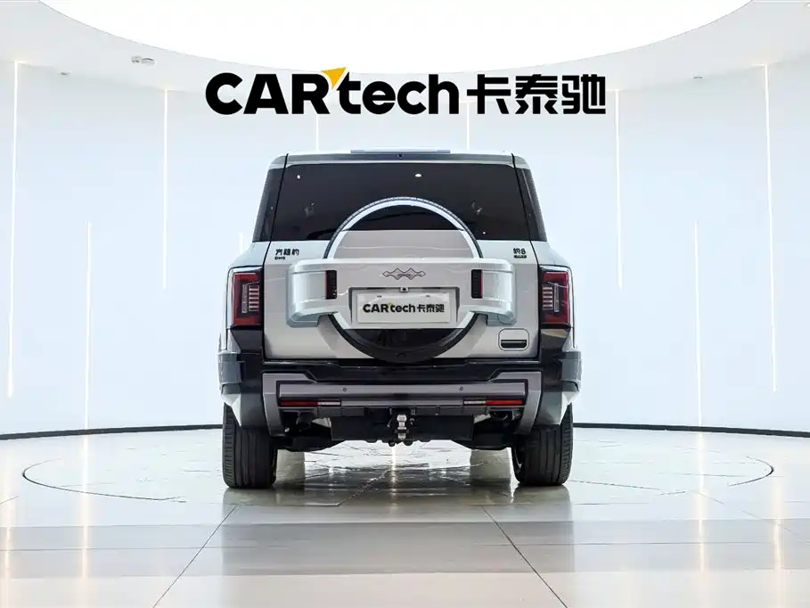 Fangchengbao Leopard 8 8 2025 Flagship 6 мест