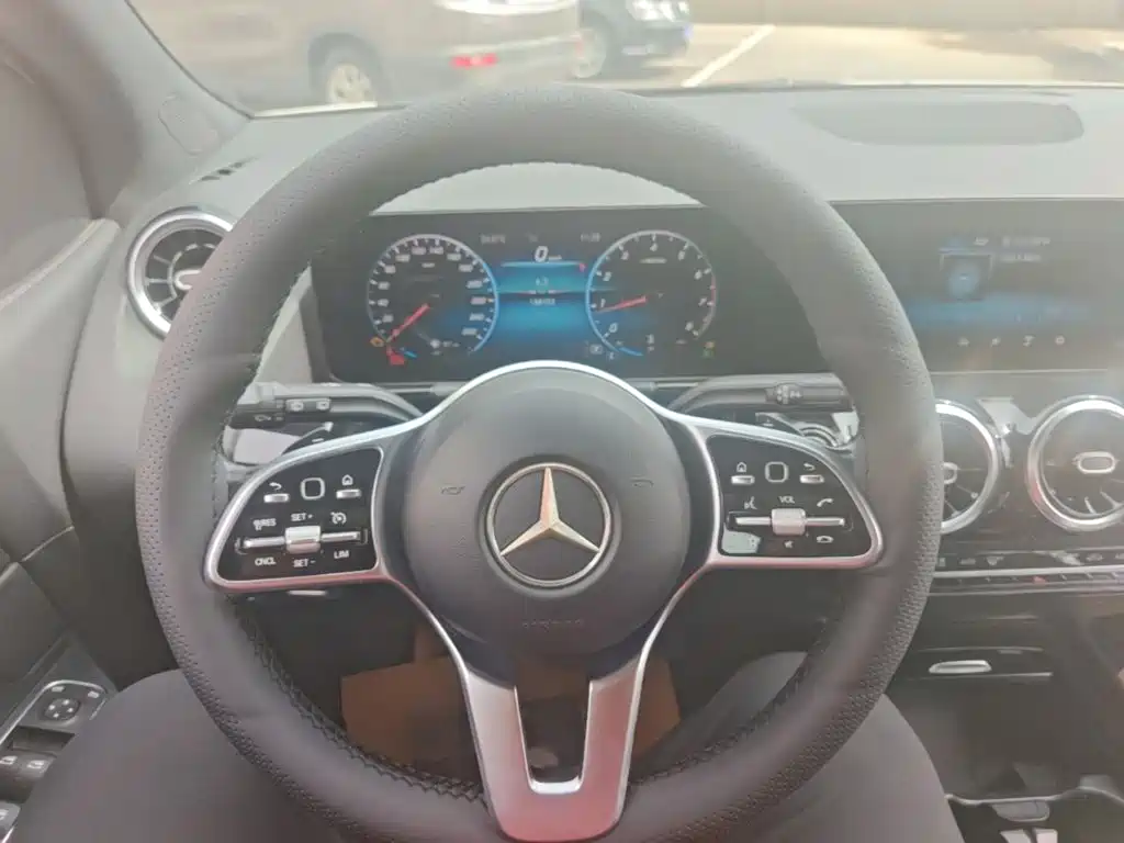 Mercedes-Benz B-Class — миниатюра 11