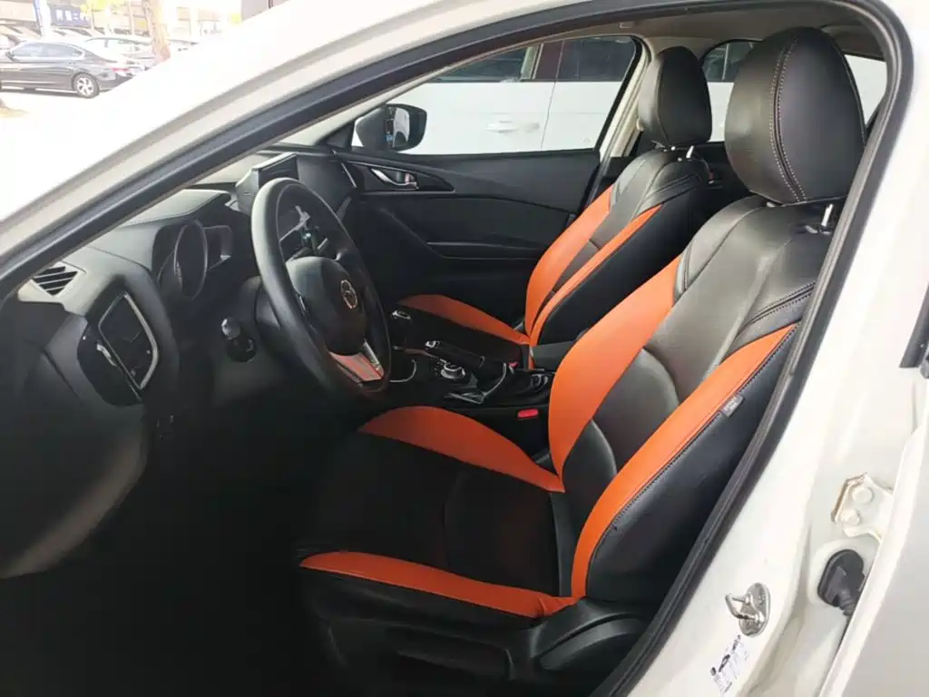 Mazda 3 Axela — миниатюра 11