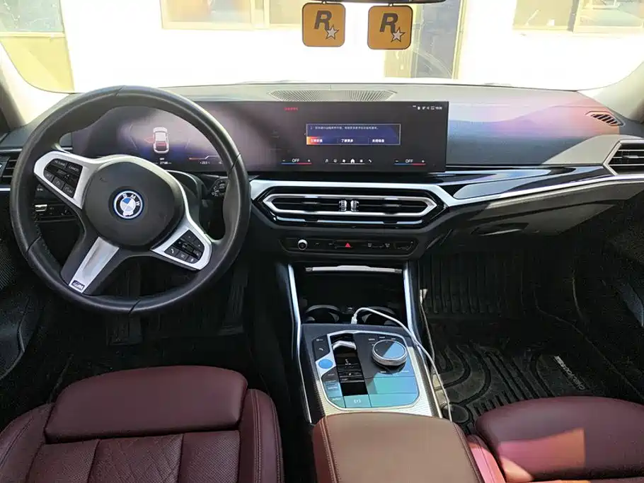 BMW i3 — миниатюра 12