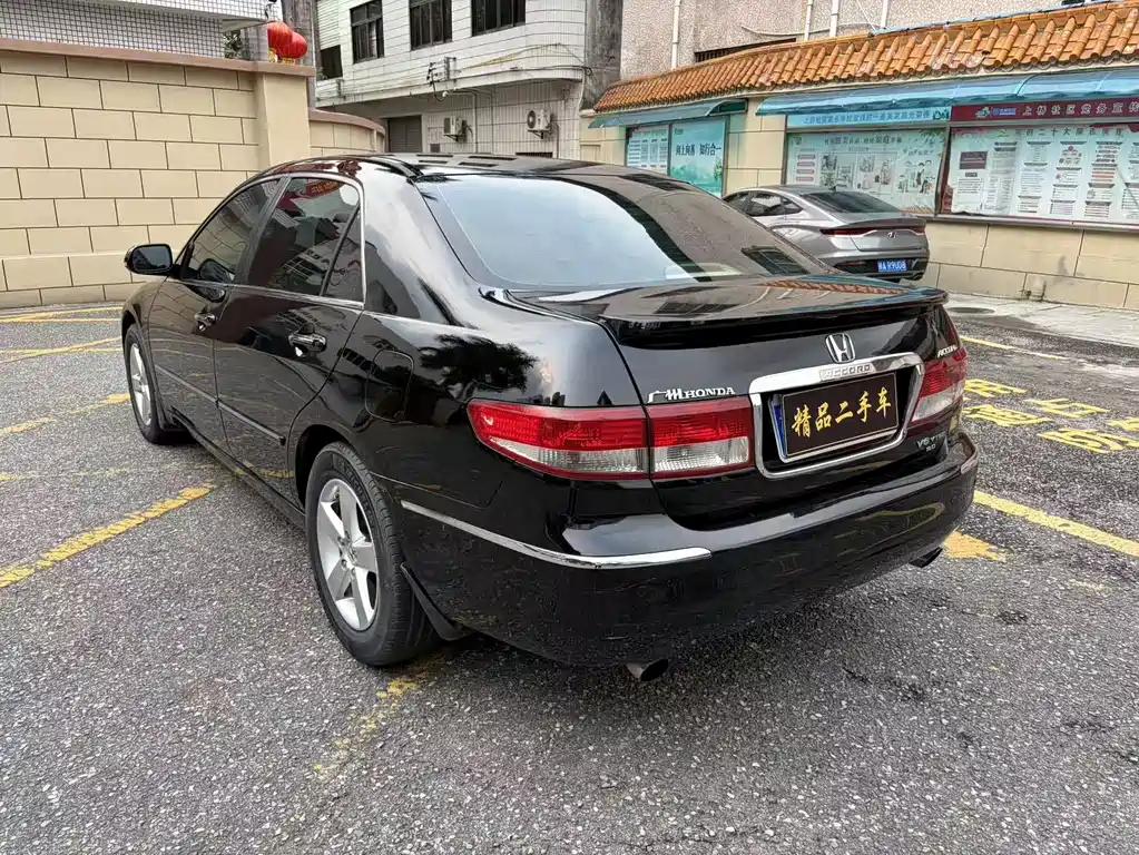 Honda Accord — миниатюра 7