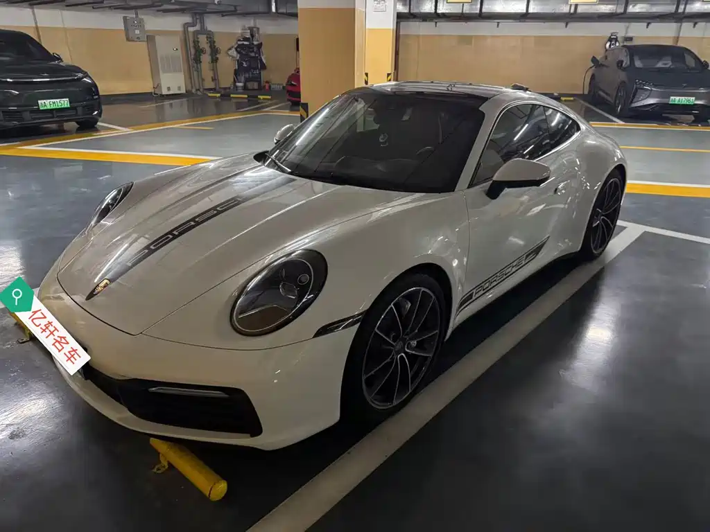 Porsche 911