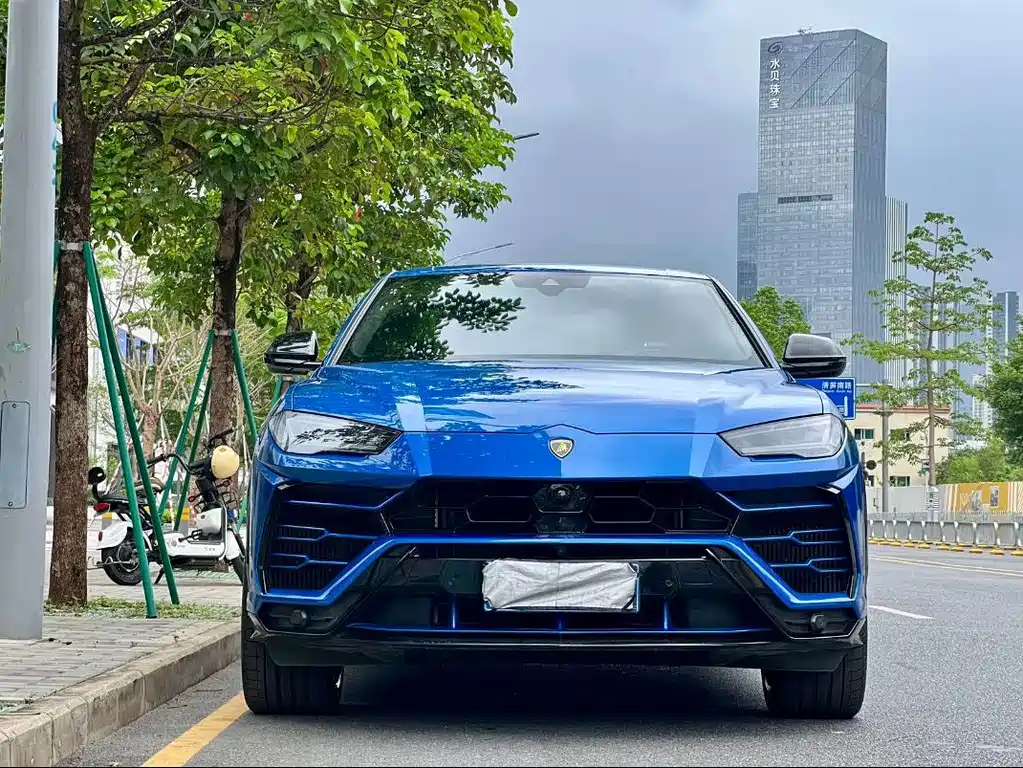 Lamborghini Urus — миниатюра 2