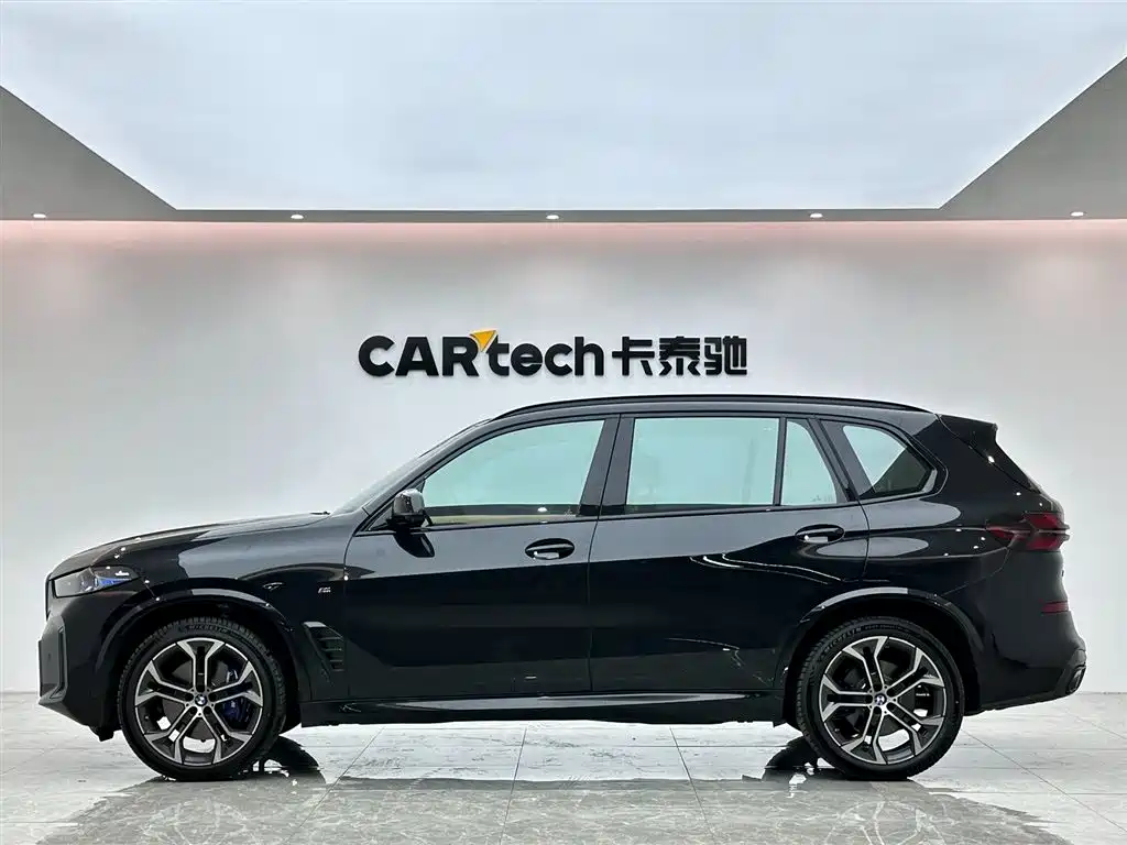 BMW X5 2023 xDrive 40Li Premium M Sport