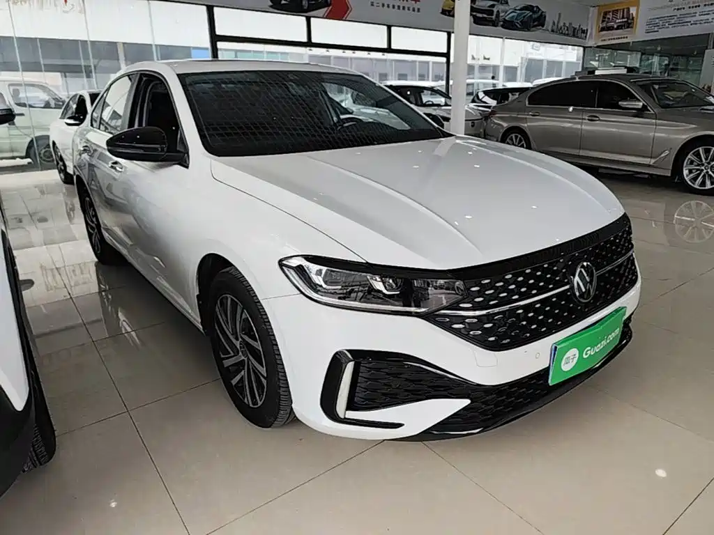Volkswagen Lavida — миниатюра 4