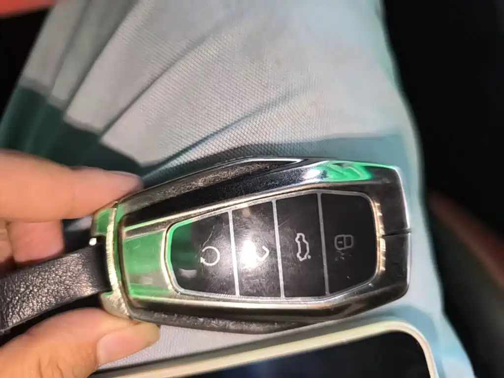 Geely Emgrand S — миниатюра 9