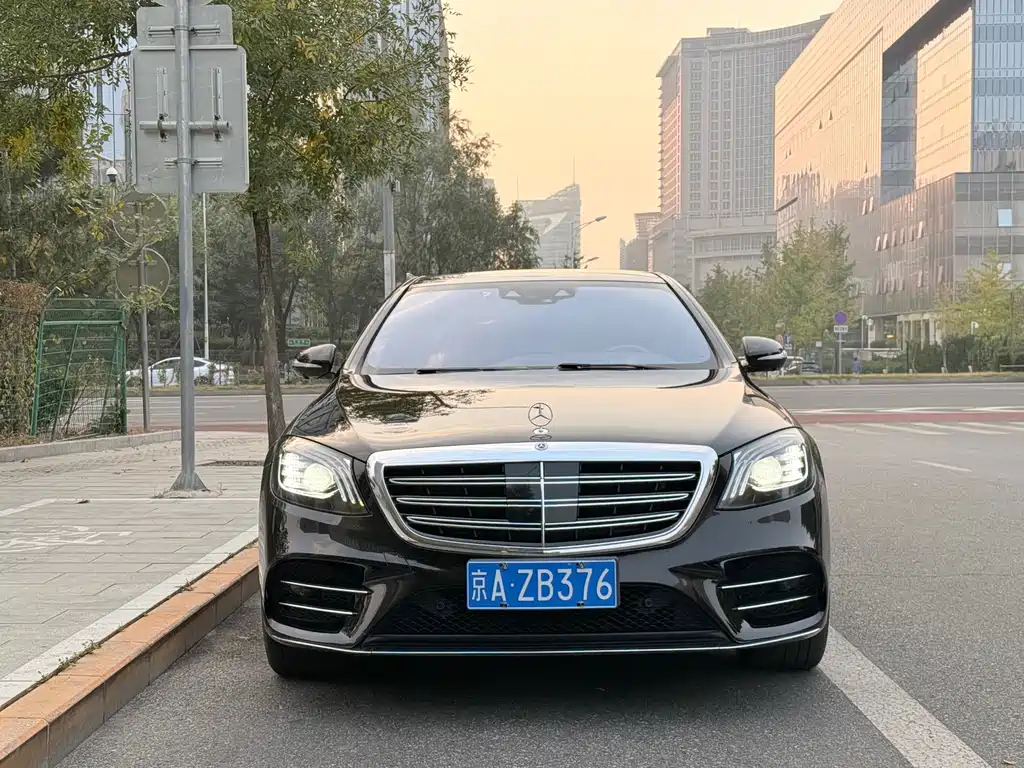 Mercedes-Benz S-Class — миниатюра 2