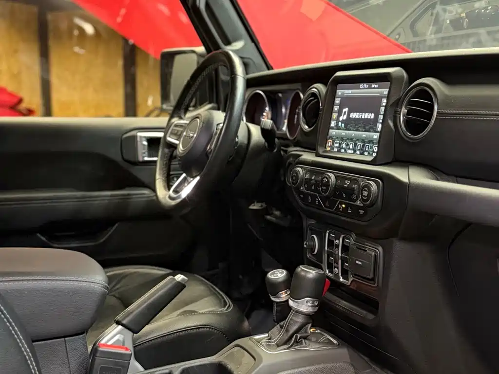 Jeep Gladiator — миниатюра 15