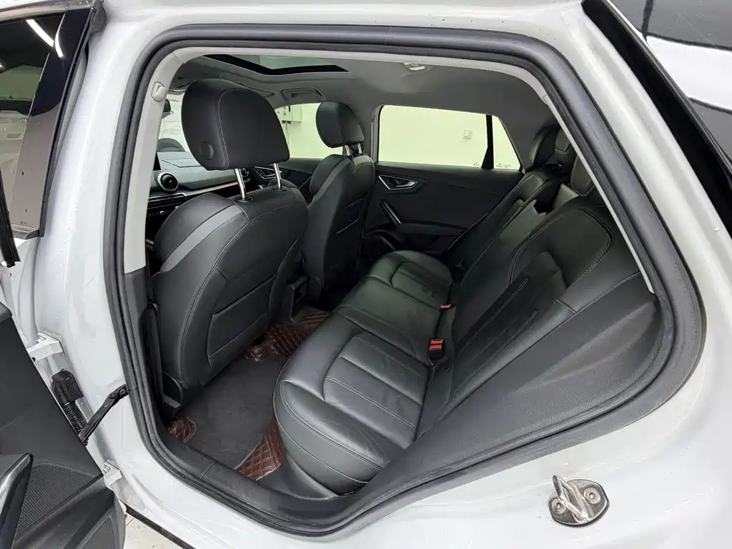 Audi Q2L 35 TFSI Fashion Dynamic Type, фото 15