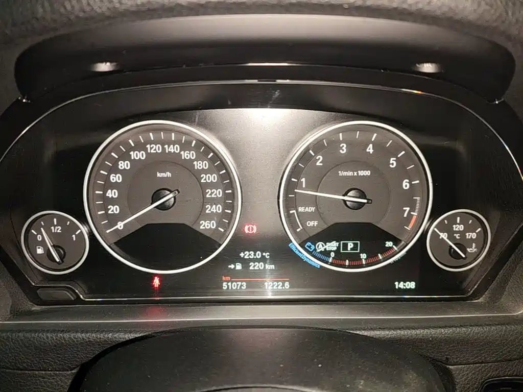 BMW 3 Series — миниатюра 12