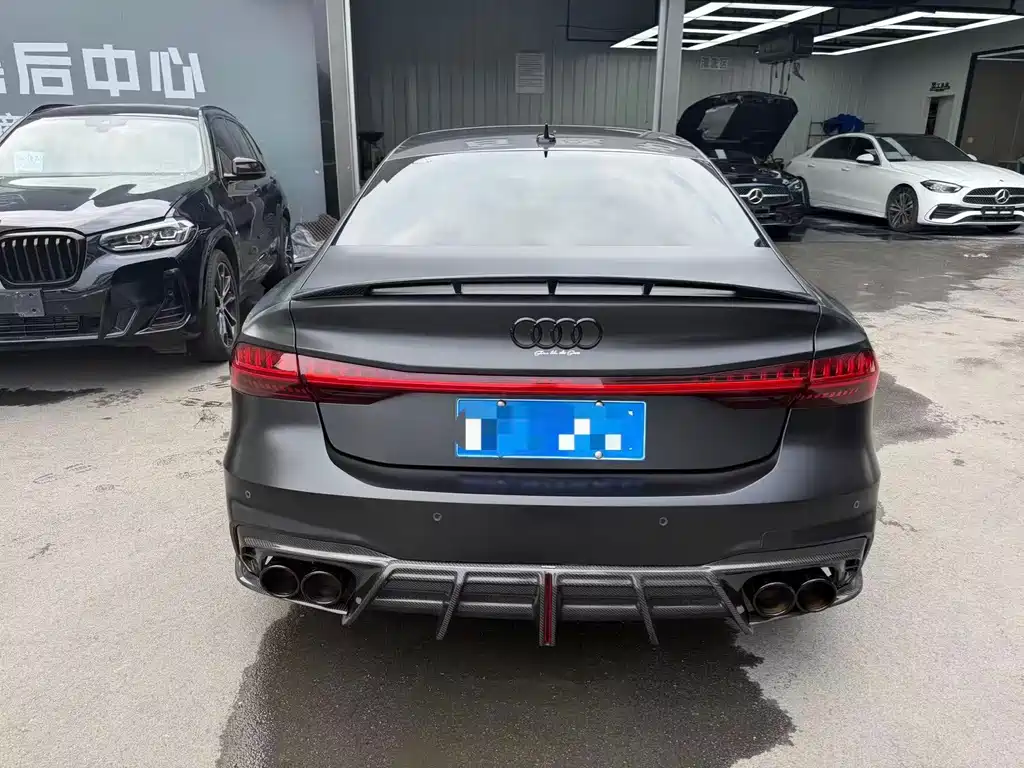 Audi A7L — миниатюра 8