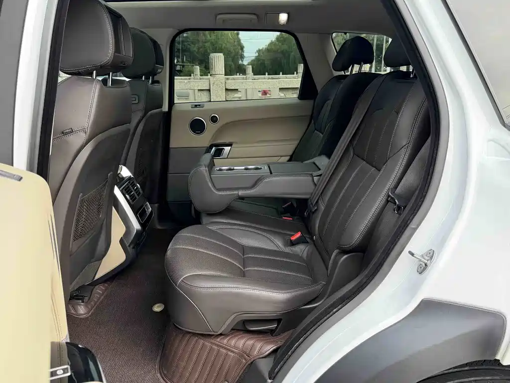 Land Rover Sport — миниатюра 9