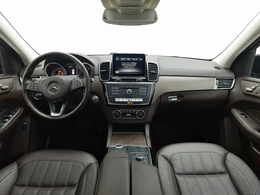 Mercedes-Benz GLE (Import) — миниатюра 5