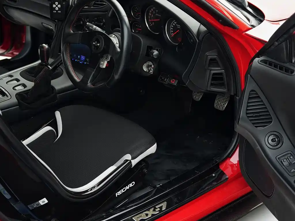 Mazda RX-7 2015 1.6L MT