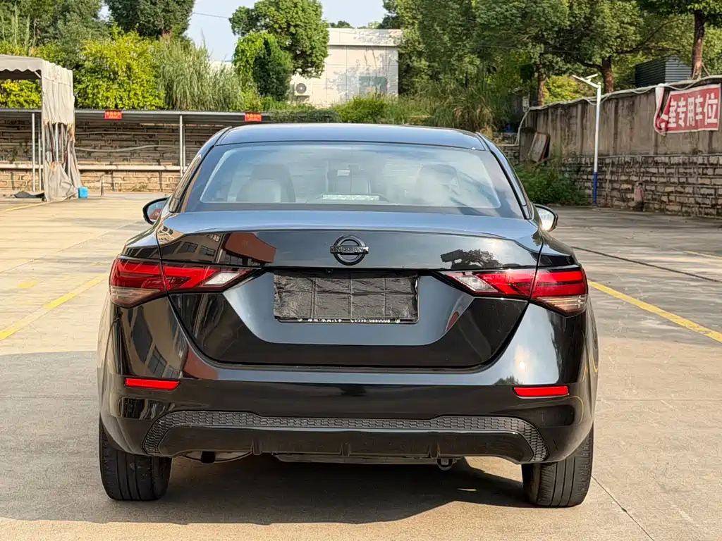 Nissan Sylphy — миниатюра 10
