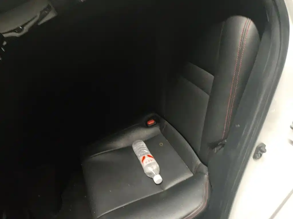 Toyota Yaris L — миниатюра 19