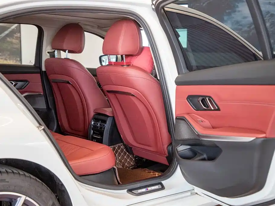 BMW 3 Series — миниатюра 17