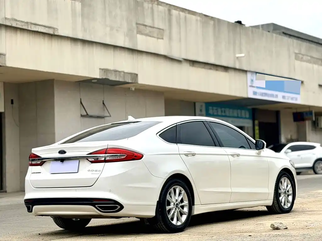 Ford Mondeo — миниатюра 4