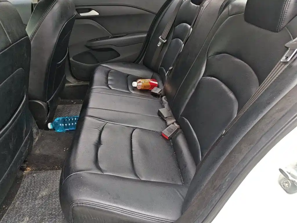 Chevrolet Cavalier — миниатюра 17