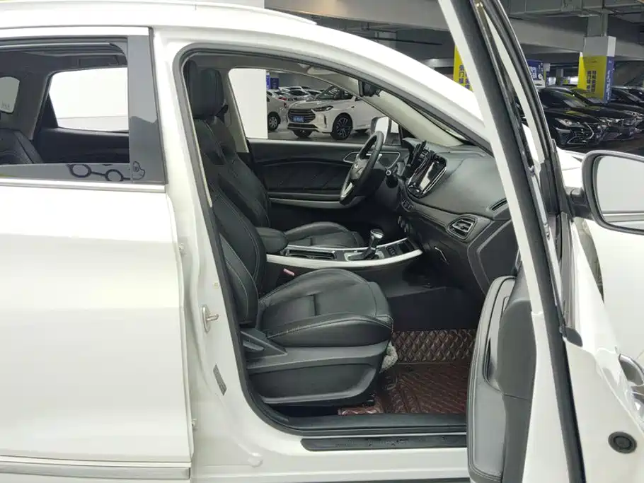 Chery Tiggo 7 — миниатюра 8