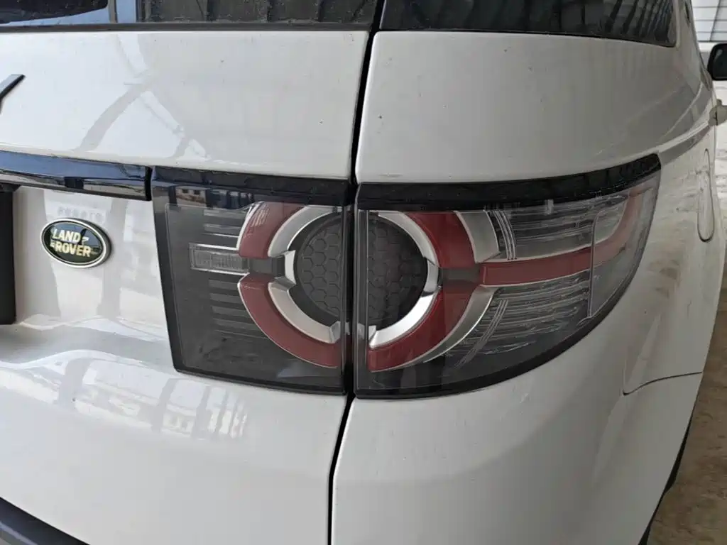 Land Rover Discovery Sport — миниатюра 8