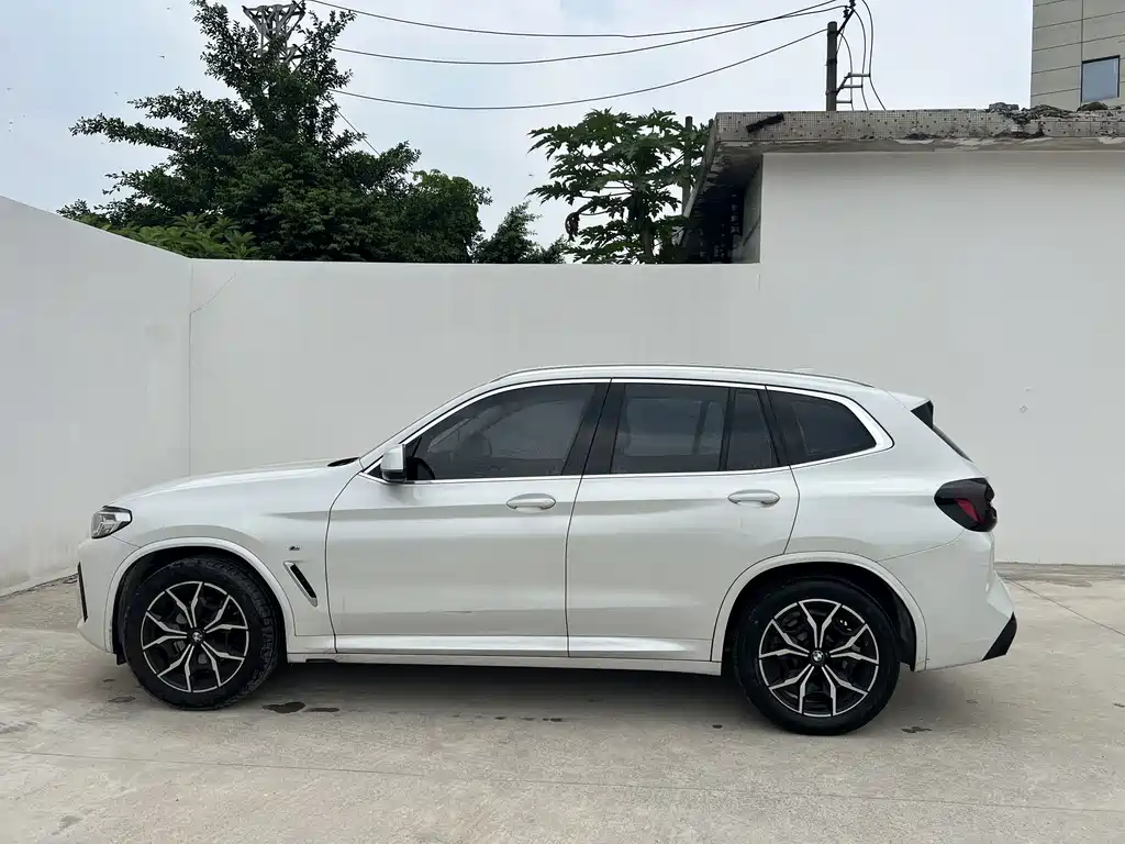 BMW X3 — миниатюра 15