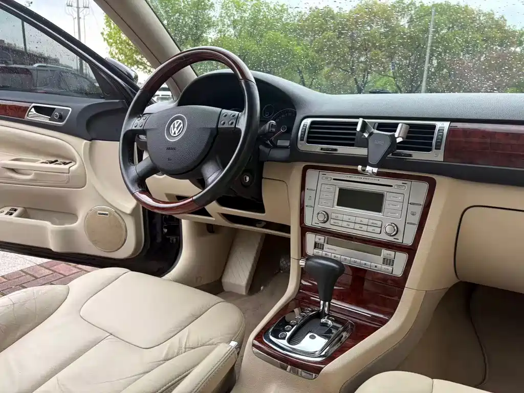 Volkswagen Passat Lingyu — миниатюра 8
