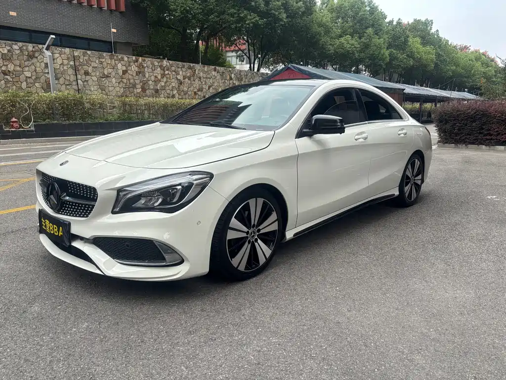 Mercedes-Benz CLA (Import)