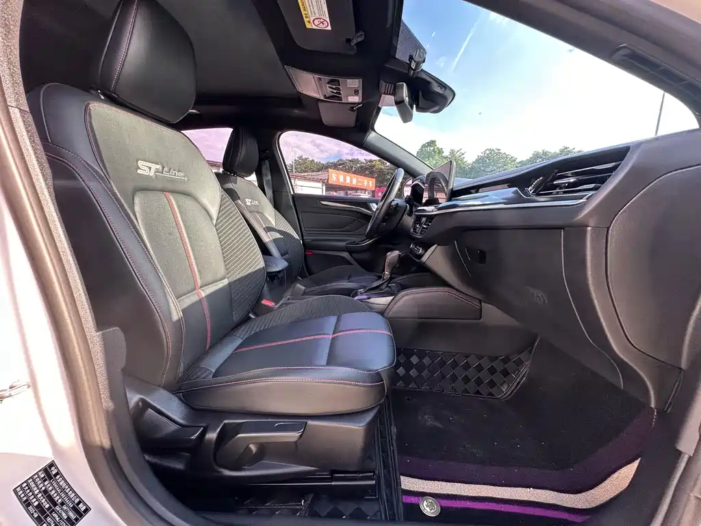 Ford Focus — миниатюра 13
