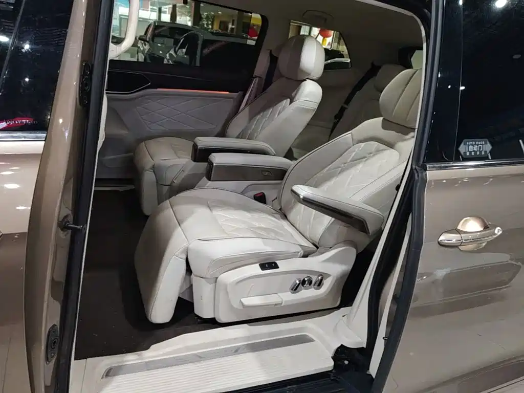 Volkswagen Viloran — миниатюра 17