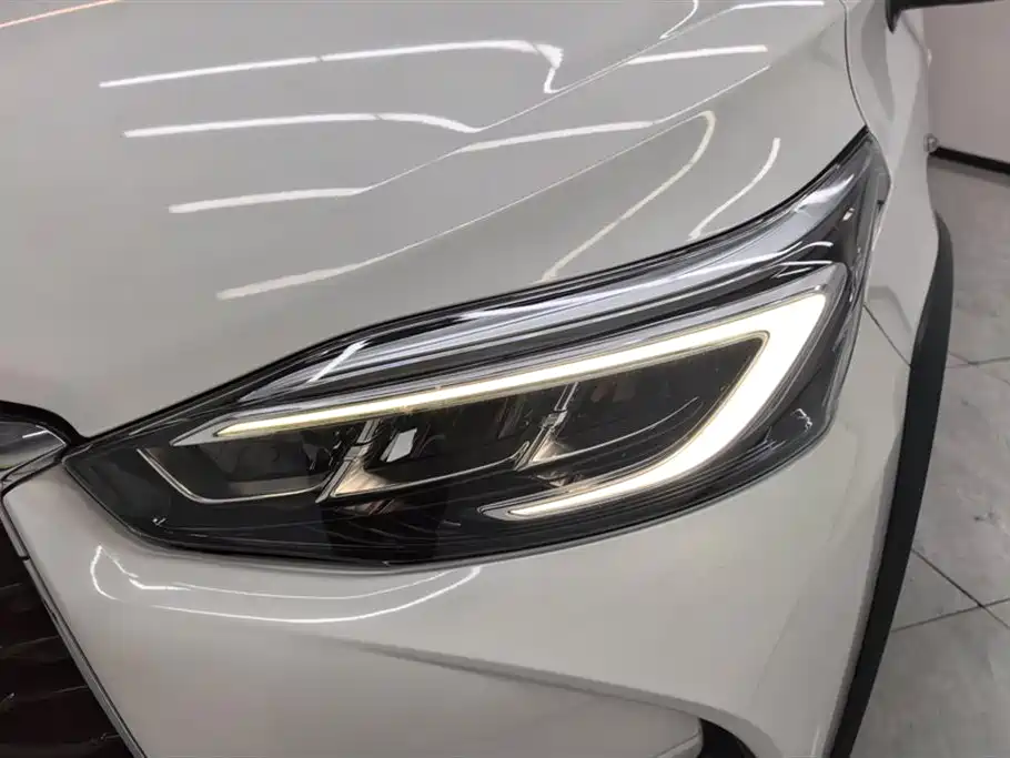 TOYOTA YARIS L ZHIXUAN