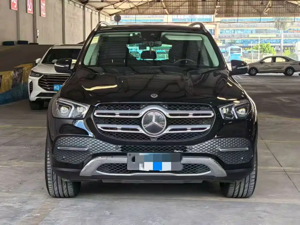 Mercedes-Benz GLE (Import) — миниатюра 2