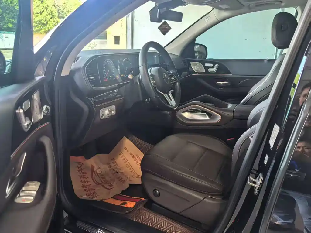 Mercedes-Benz GLE (Import) — миниатюра 5