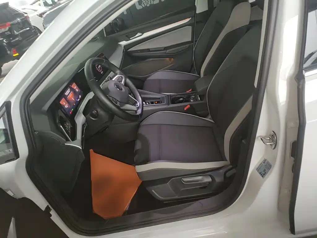 Volkswagen Golf — миниатюра 15