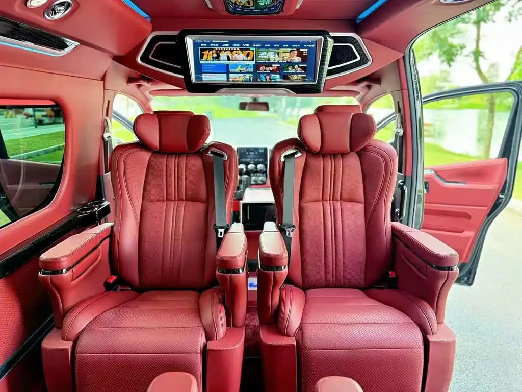 Toyota Hiace — миниатюра 5