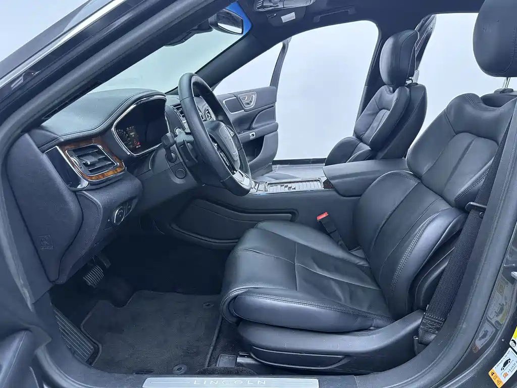 Lincoln Continental — миниатюра 10