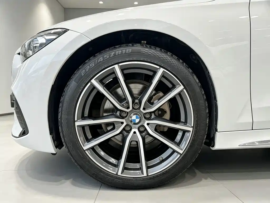 BMW 3 Series — миниатюра 16