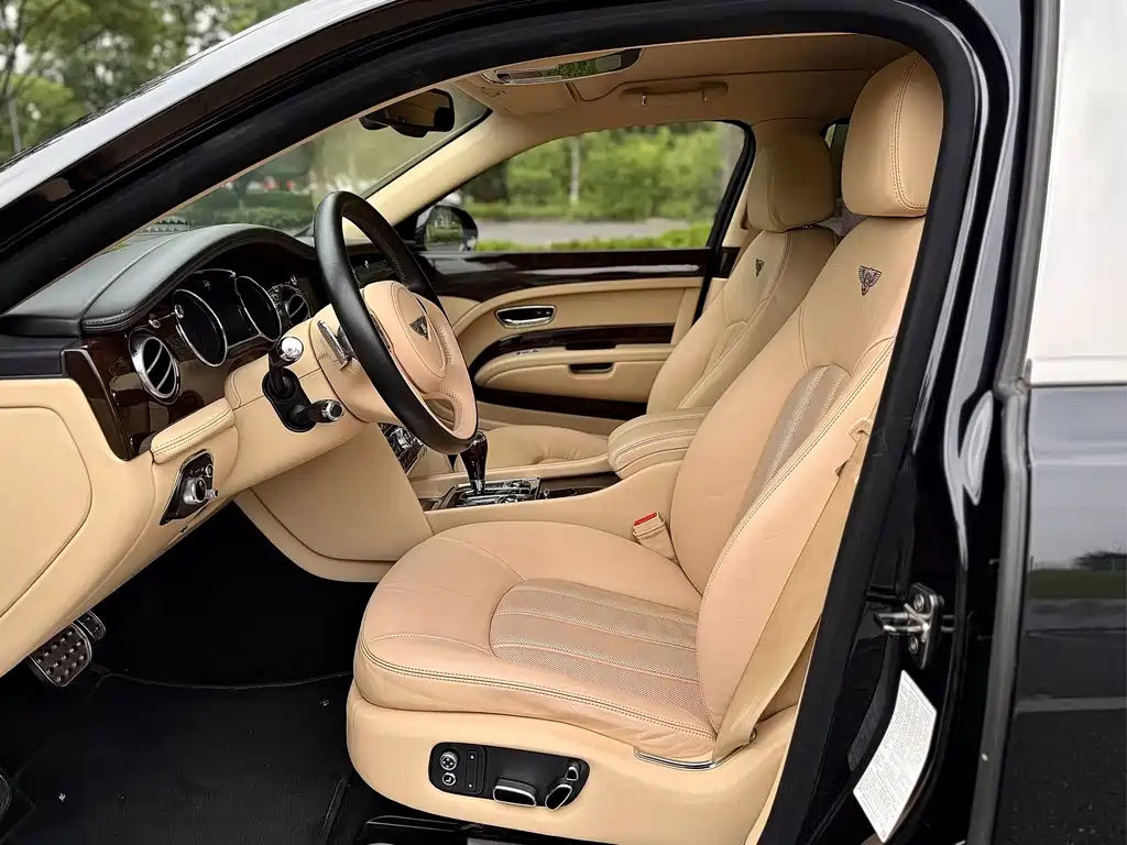 Bentley Mulsanne — миниатюра 11
