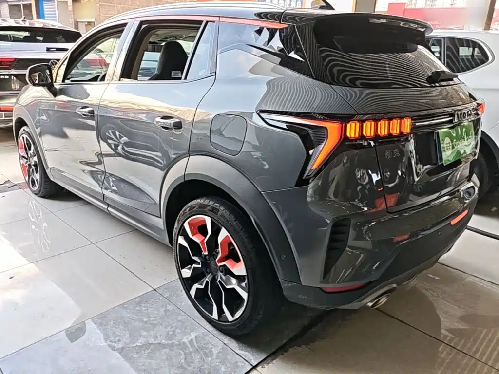 Lynk & Co 06 — миниатюра 5