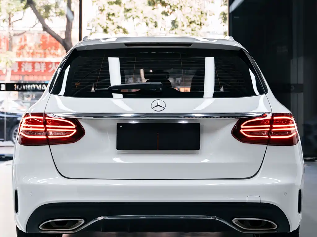 Mercedes-Benz C-Class (Import) — миниатюра 4