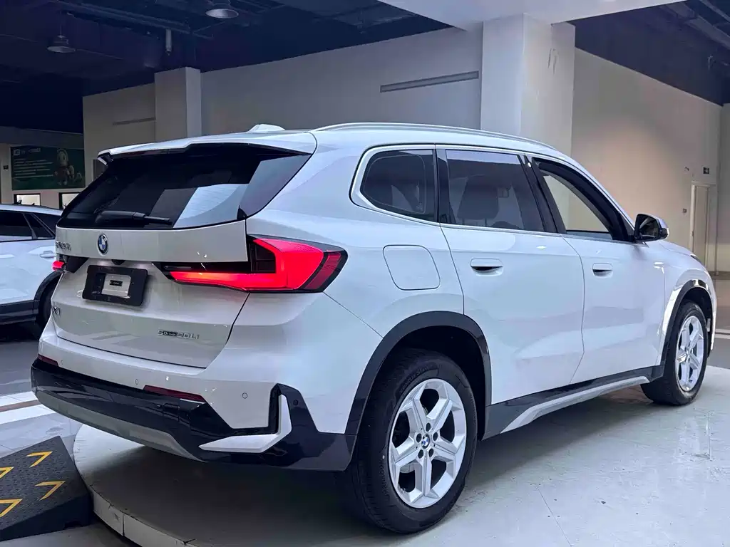 BMW X1 — миниатюра 6