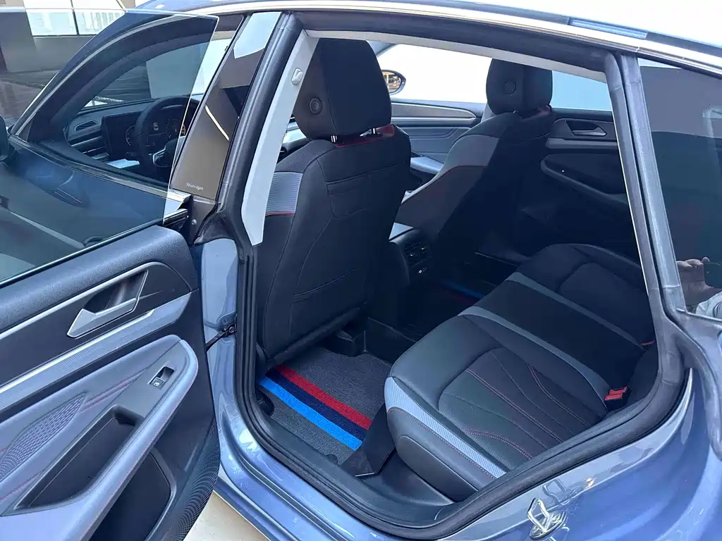 Volkswagen Lamando — миниатюра 10
