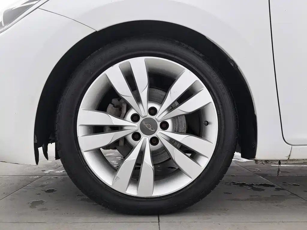 Chery Arrizo 5 — миниатюра 17