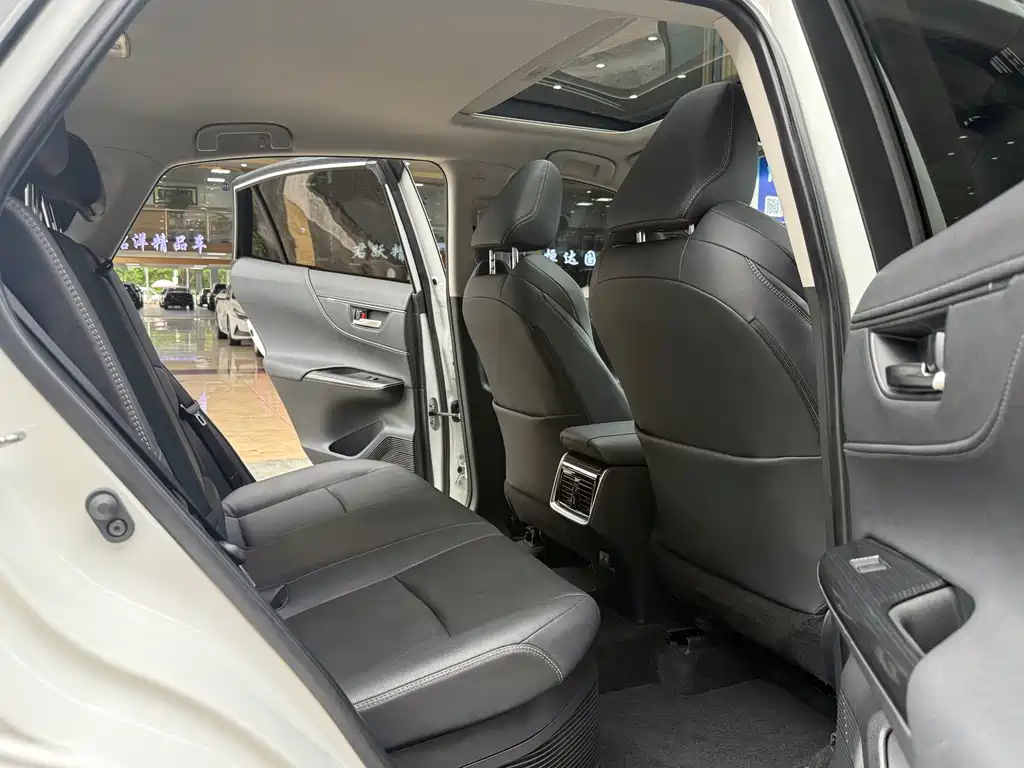 Toyota Venza — миниатюра 10