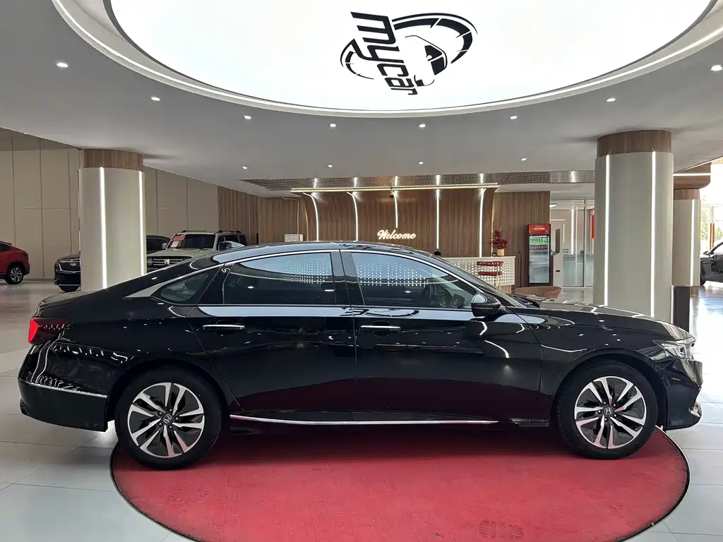 Honda Accord — миниатюра 4