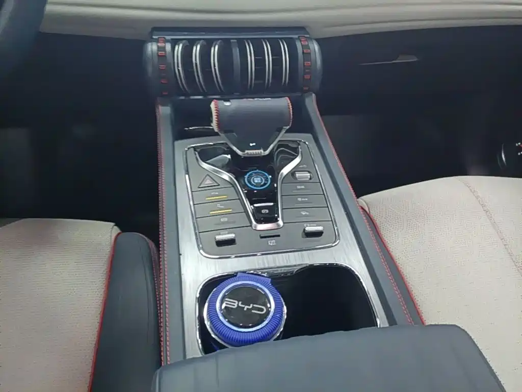 BYD Yuan Plus — миниатюра 14