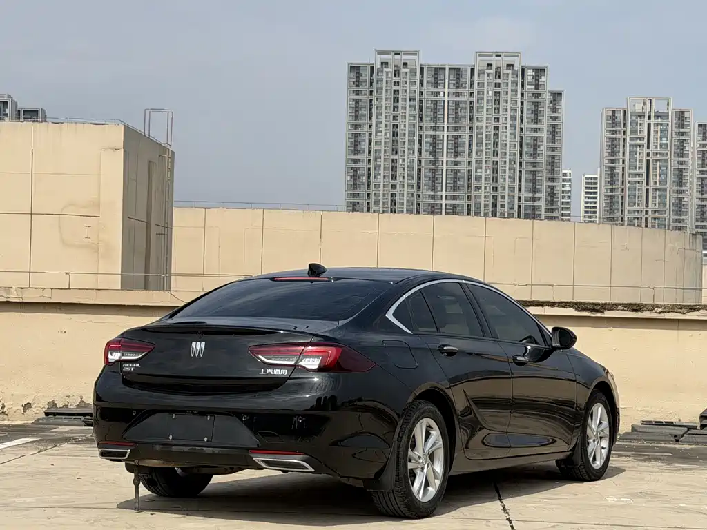 Buick Regal — миниатюра 4
