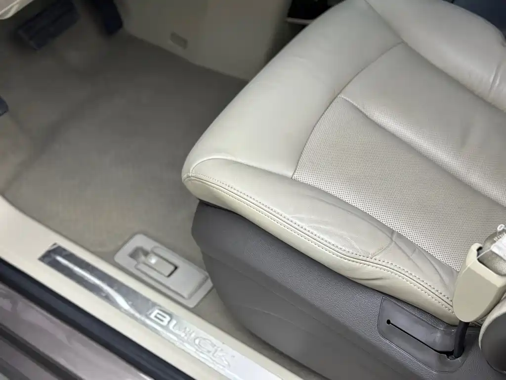 Buick GL8 — миниатюра 17