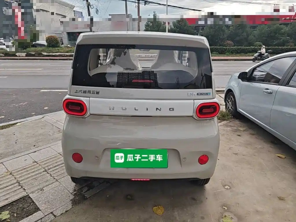 Wuling MINIEV — миниатюра 6