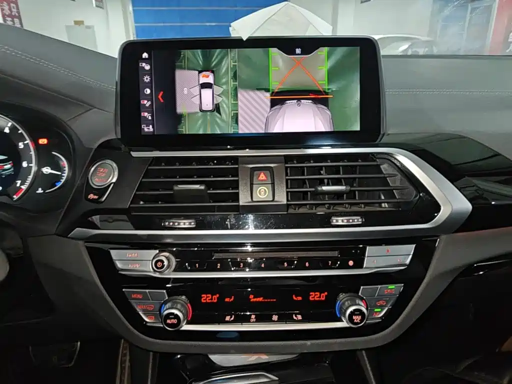 BMW X3 — миниатюра 13
